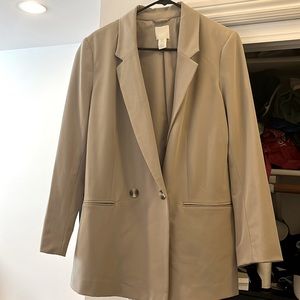 H&M oversize tan blazer size M